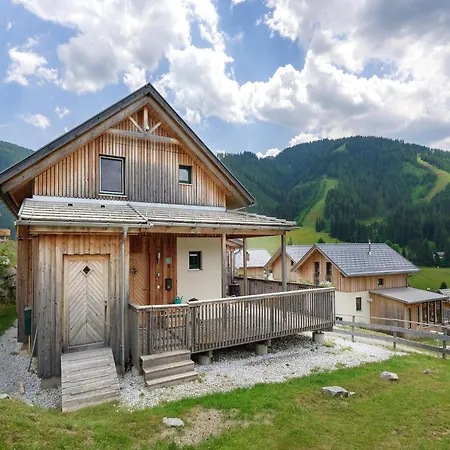 Chalet Holzchalet Nahe Skilift