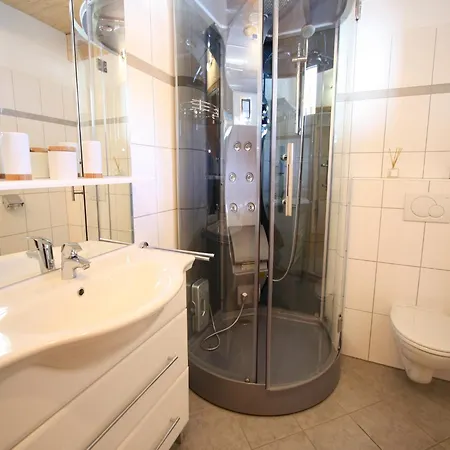 Holzchalet Nahe Skilift